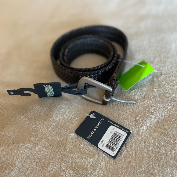 Steve and Barry Braided Faux Leather Belt - Size 34 - Picture 3 of 5